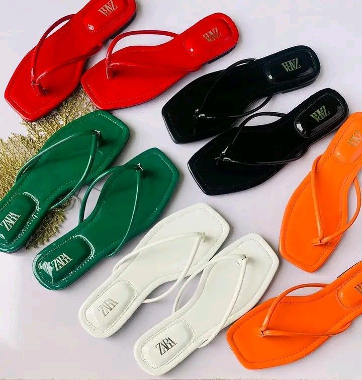 Slipper shoes.